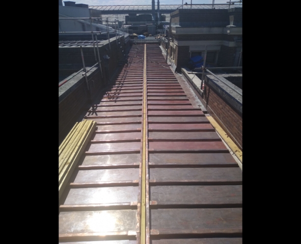 Preparation work for repairing the copper roof npc