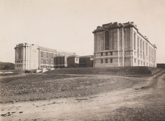 The first part of the building near completion, 1911-1916 npc