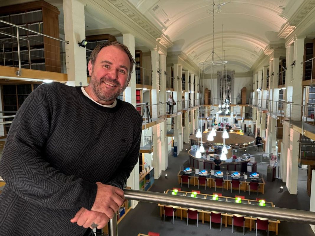 Scott Quinnell in the Reading Room